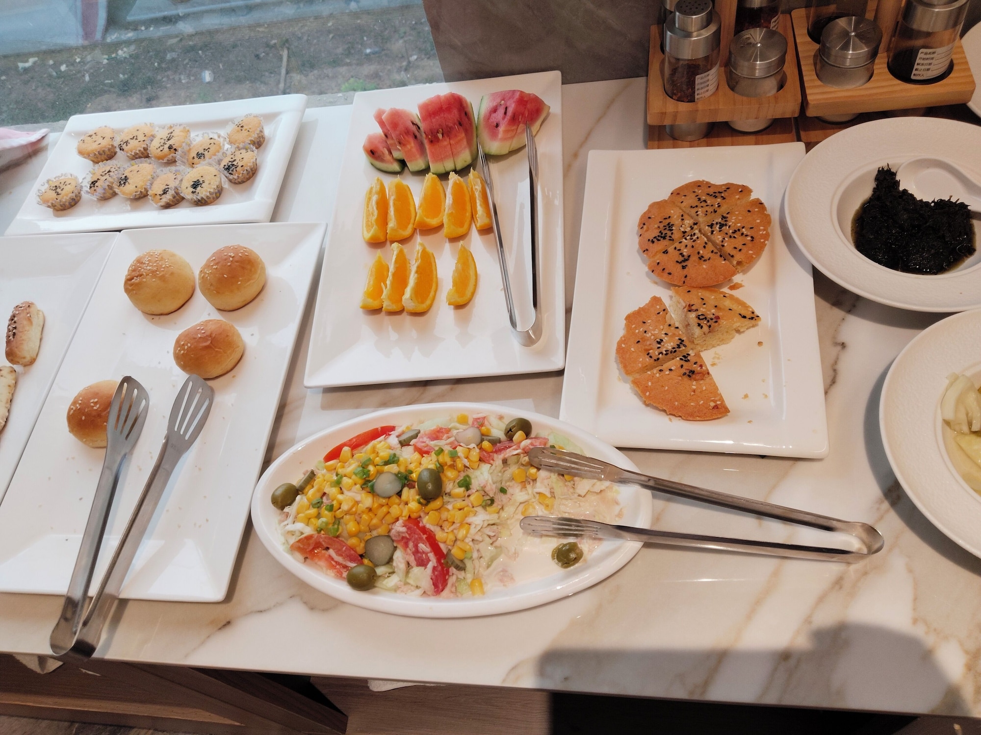 Petit-déjeuner buffet de l'Hôtel Eden