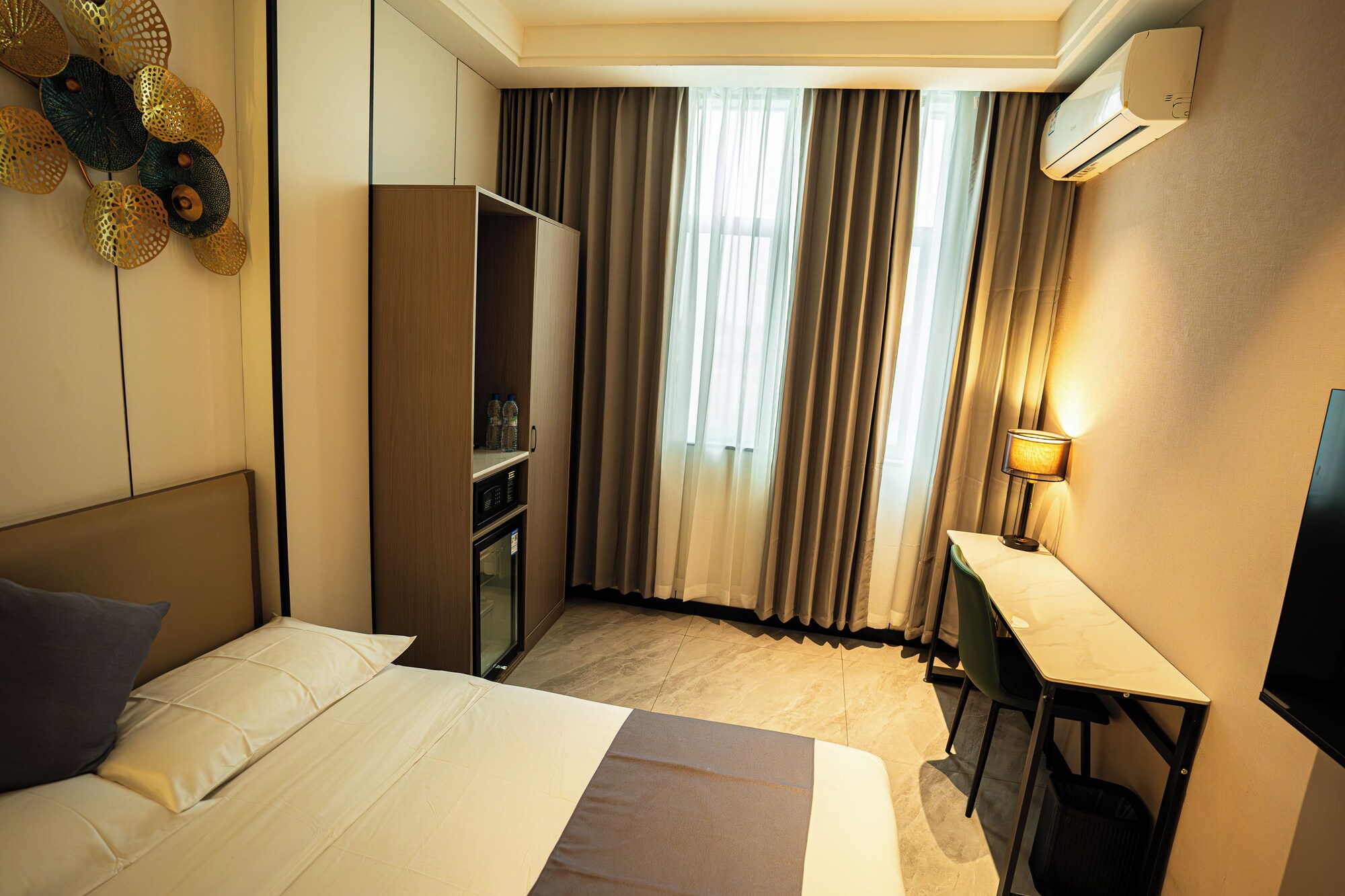 Chambre Simple climatisée de l'Hôtel Eden